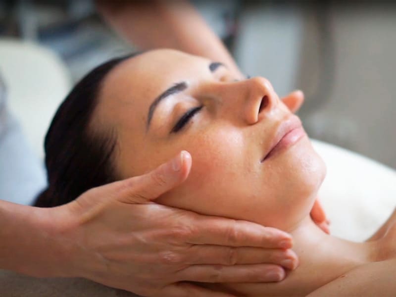 Процедура массажа лица Энерджилифт фото