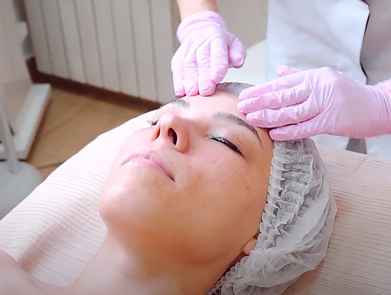 Процедура карбонового пилинга фото