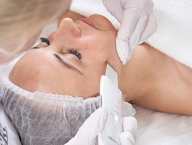 Процедура чистки ультразвуковой фото